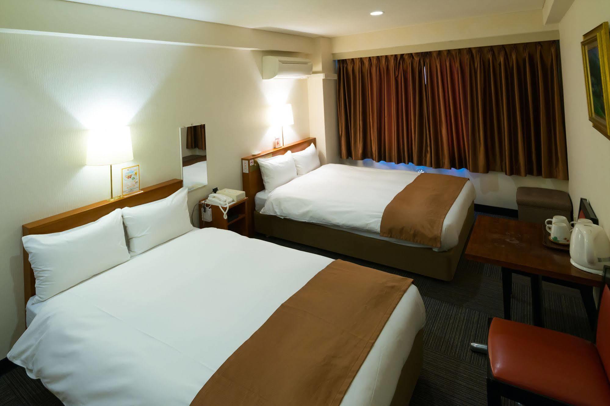 Plaza Hotel Tokio